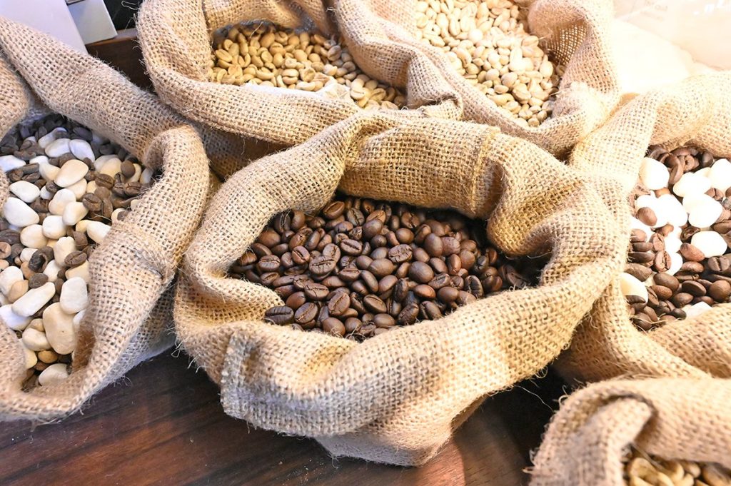 Vietnamese Coffee Culture: A Journey Through Tradition – photo 6