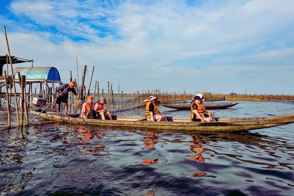 DAM CHUON LAGOON & LOCAL FISHING LIFE