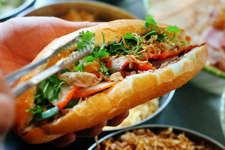 Hanoi Foodie Experience by Vintage Vespa – photo 2