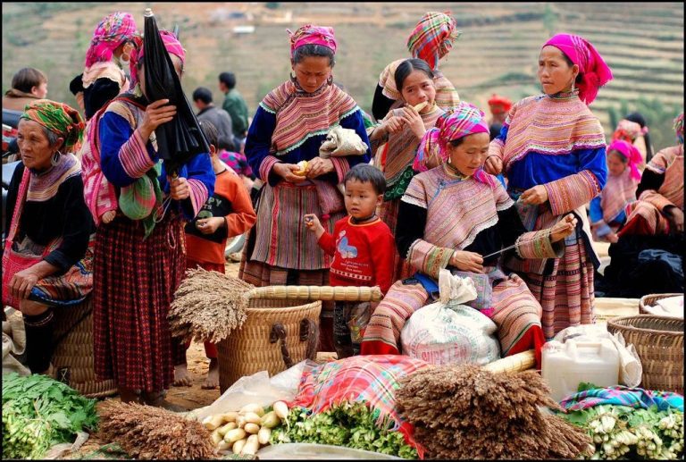Flower Hmong women at a highland market